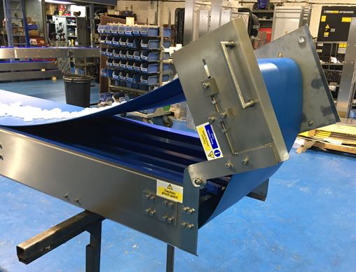 Trough Belt With Quick Release Belt